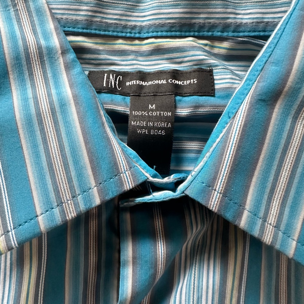 Inc Button Down Size M - image 4